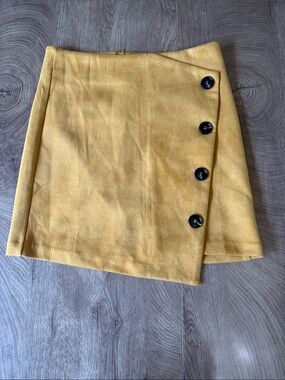 Potter's Pot Yellow Wrap-Style Mini Skirt with Side Buttons